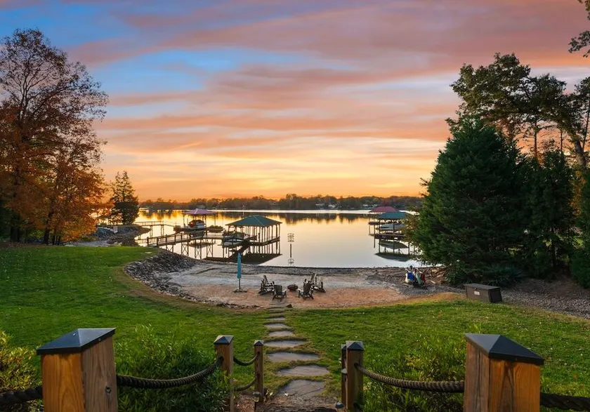 Bridlewood Cove - Image 1