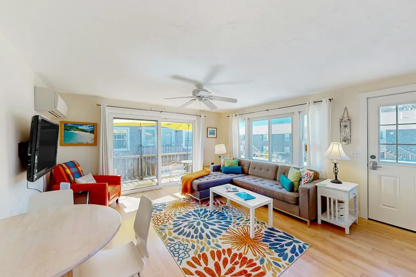 Provincetown Harbor Haven: Cozy Condo Retreat - Image 1