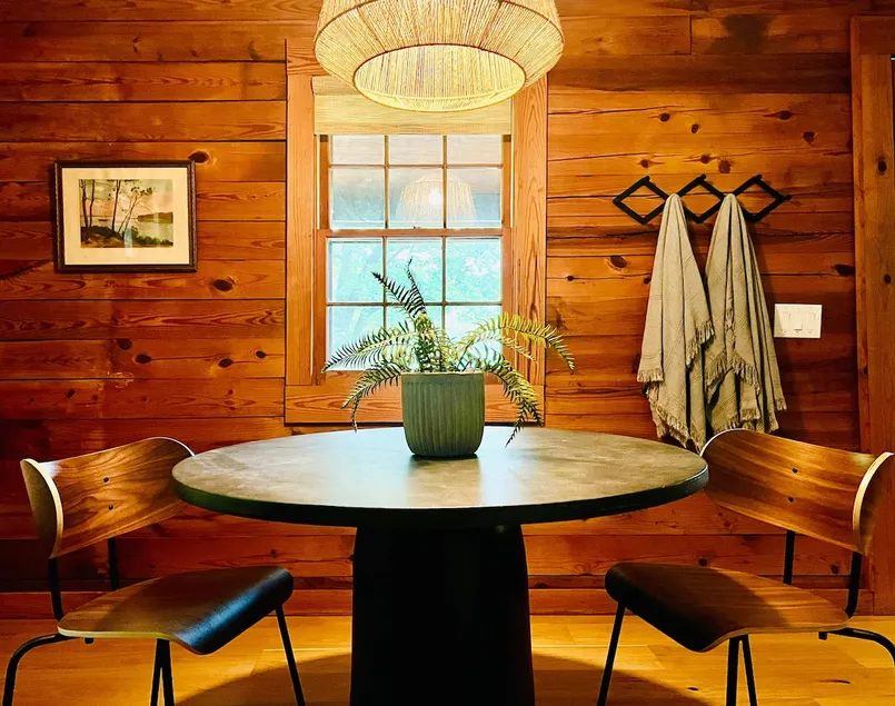 Hillside Cabin | Cozy Stylish Retreat Near Town - Image 1