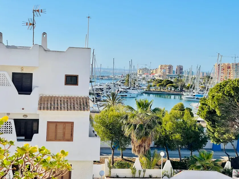 Marinesco - Apartment Next to the Marina - Image 1