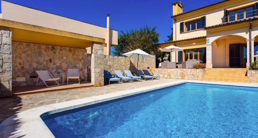 Villa 'Ca Nostra' mit privatem Pool, gemeinsamer Terrasse und WLAN - Image 1