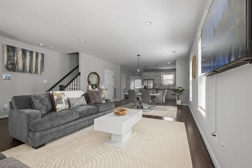 Downtown RVA Cozy 3BR Near VCU - Image 1