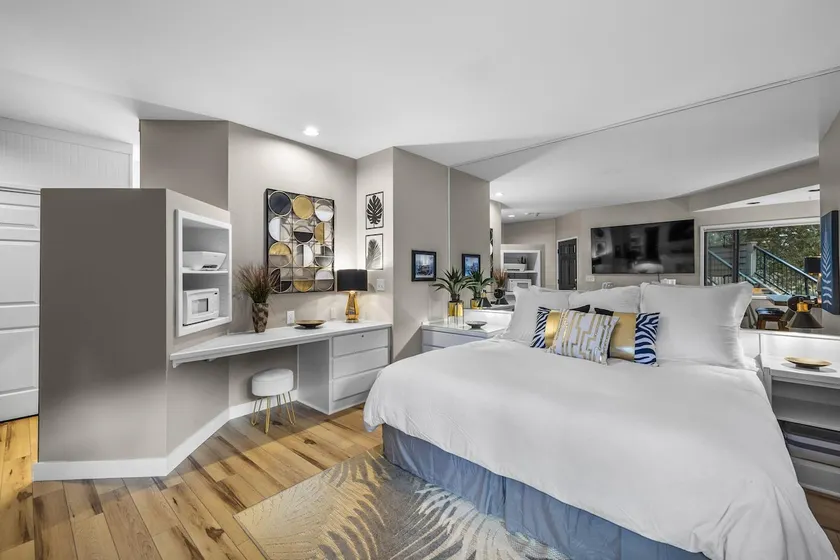 New! Mt Bachelor Village ~ King Suite ~ 1st level - Image 1