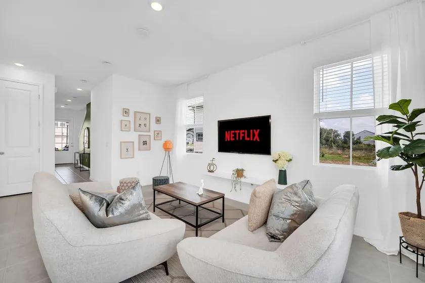 Modern and Luxurious Home Near Orlando Parks - Image 1