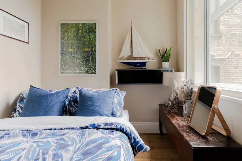 Cozy Pied-à-Terre just a stone's throw from the Metro. - Image 1
