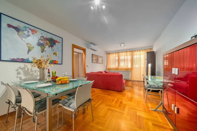 Cityscape Comfort Apartment With Garage, Zagreb, Croatia - Image 1