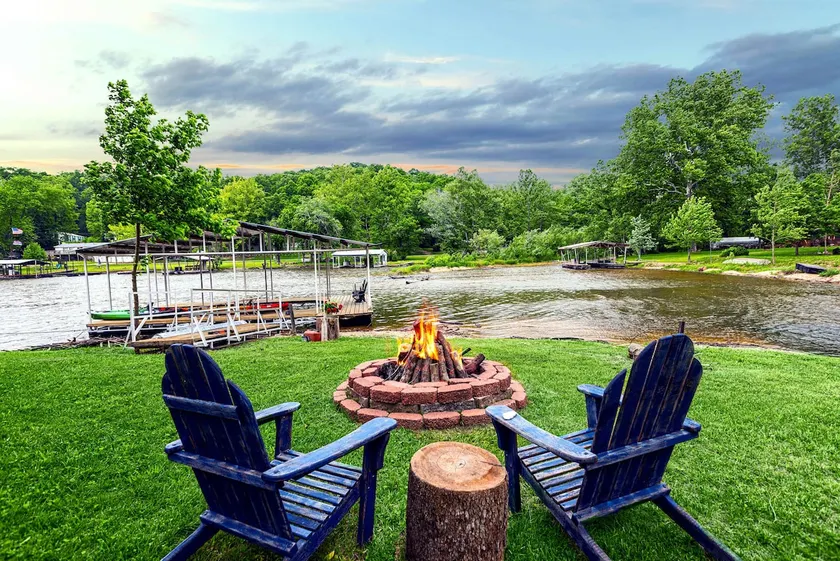 Cozy Cove Cabin The Perfect Ozark Retreat! - Image 1