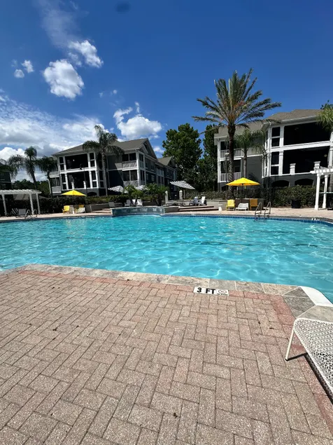 Crescent Palms - Near Brandon, Tampa, Riverview - Image 1