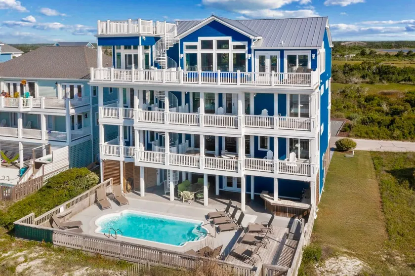 10 Bdrm | Oceanfront | Pool | Hot Tub | Game Room! - Image 1