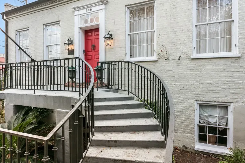 Wilkins Townhouse | 3/3 | Walk to Downtown - Image 1