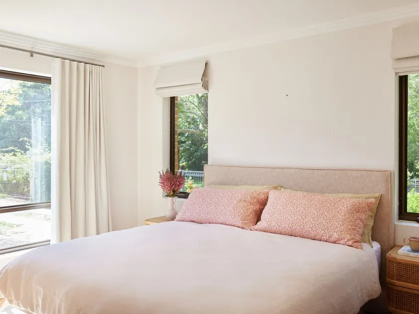 Discover Royal National Park in this Stylish 1BR - Image 1