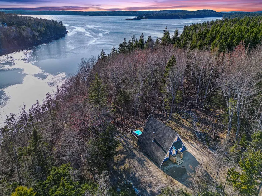 A-Frame, Hot Tub, Firepit, Oceanfront, Pets - Image 1