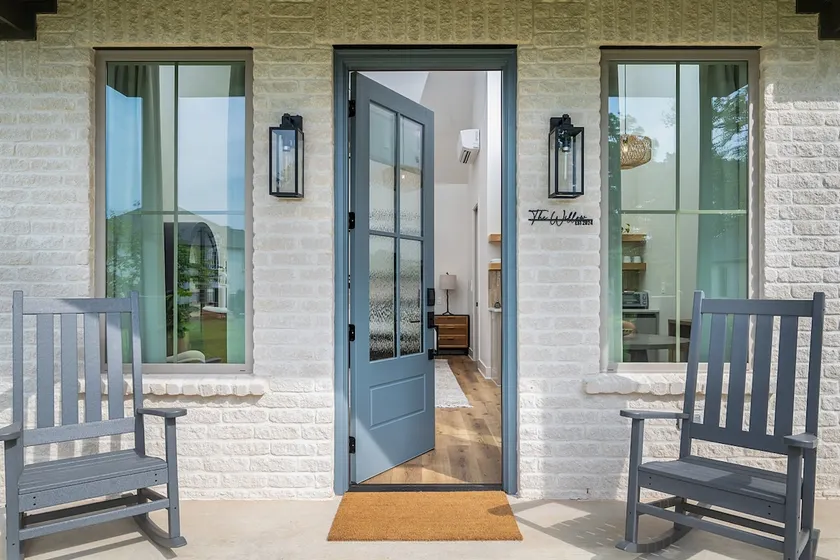 The Willow Cottage - Image 1