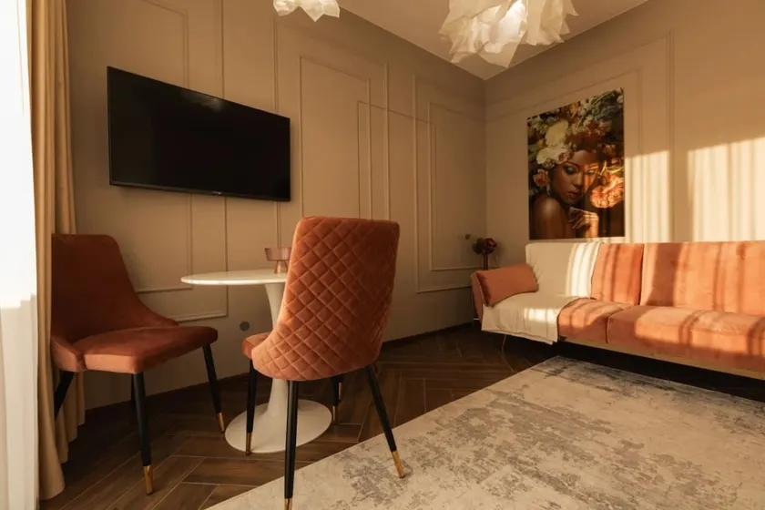 Nest Inn Charm Apartment - Image 1