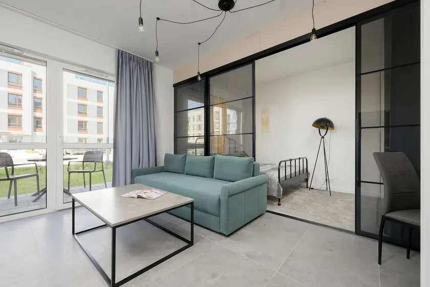 Stylish Apartment with Terrace | Bath | Free Parking - Image 1