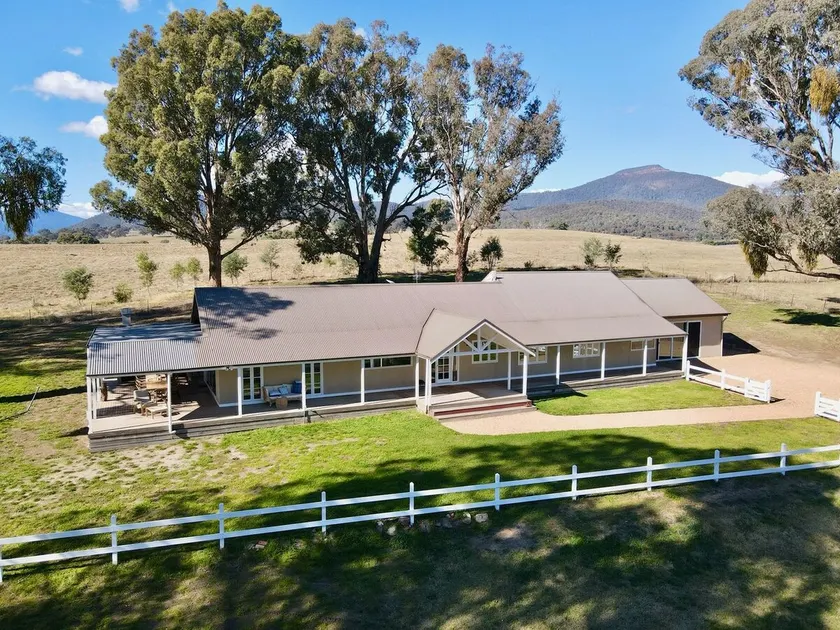 Merrigums - Merrijig - Sleeps 12 - Image 1