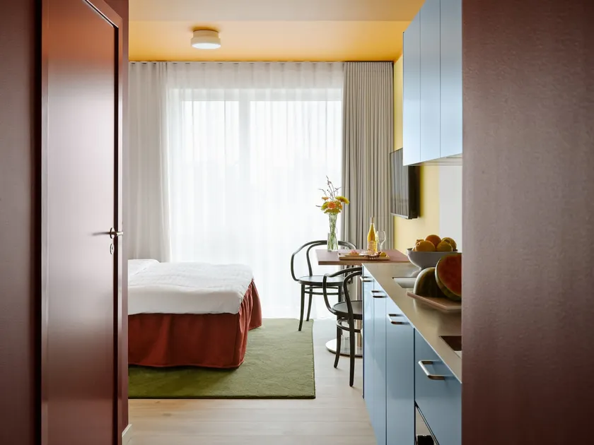 Retro Studio Apartment for 2 - Image 1