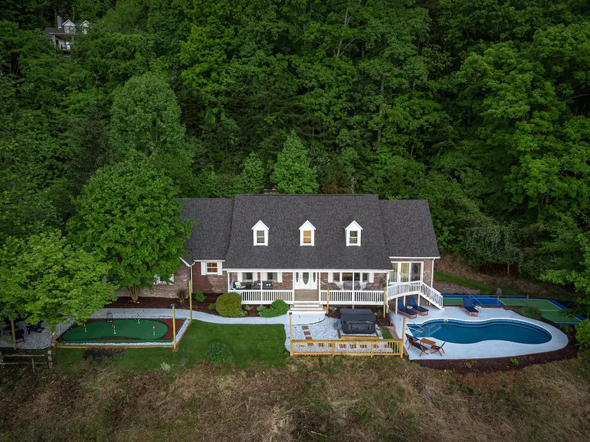 Massive Asheville Compound A Memorable Experience - Image 1