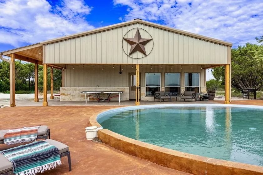 Amazing Views + Private Pool - High Point Ranch! - Image 1