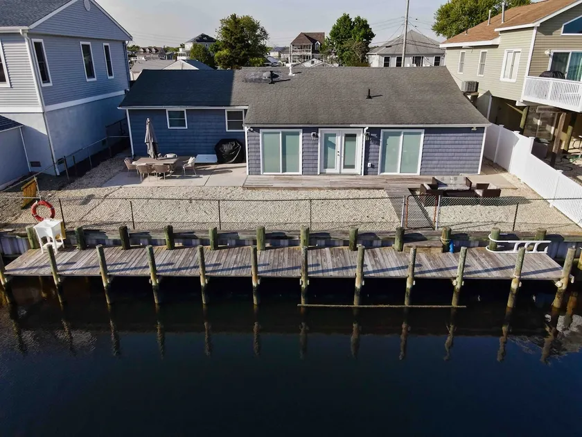 Mystic Island waterfront | Game Room| Pet Friendly - Image 1