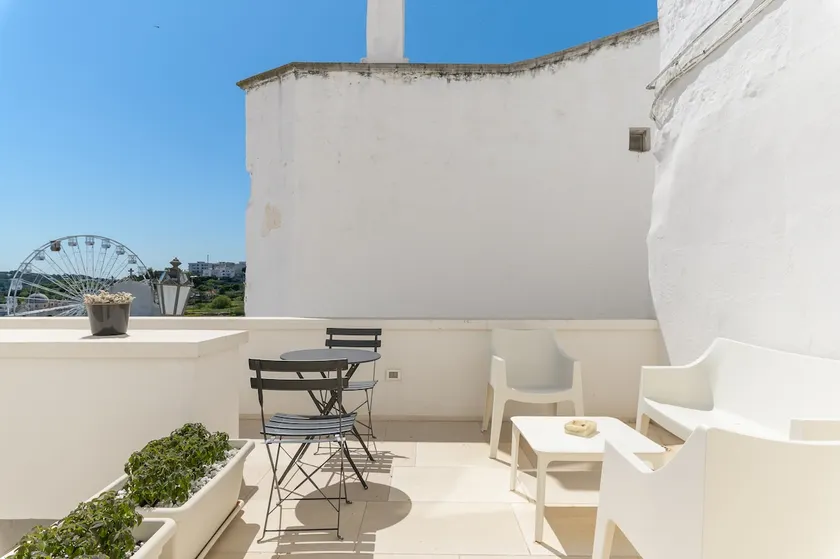 Bianca Fortezza con Terrazza by Wonderful Italy - Image 1