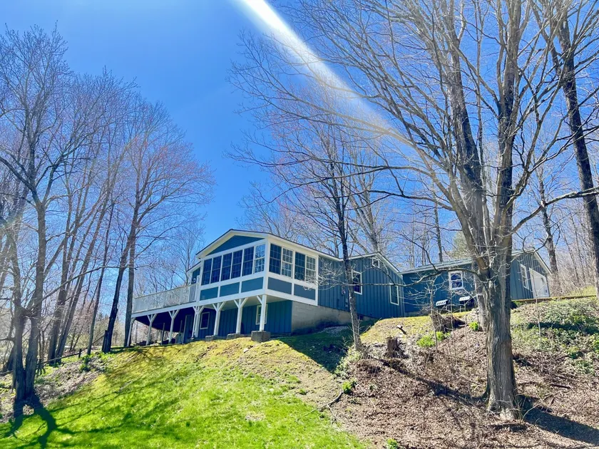 The Riverside Treehouse - Image 1
