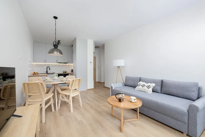 Comfortable Apartment with Terrace | Parking, Close to Park - Image 1