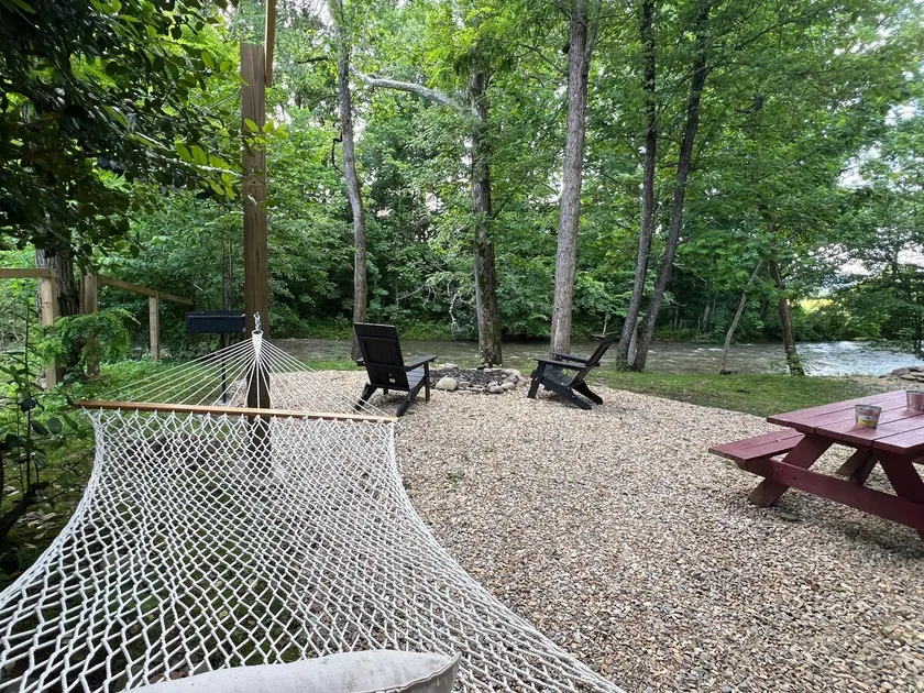 #1 tiny home on the river with hot tub and wifi - Image 1
