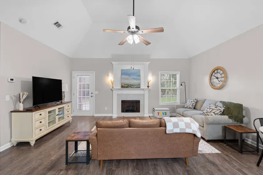 Quiet Family Home - Near Everything - Image 1
