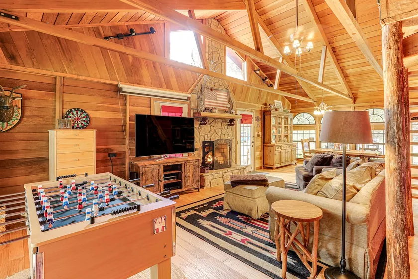 Tumbling Shoals Cabin < 1 Mi to Beaches & Boating! - Image 1