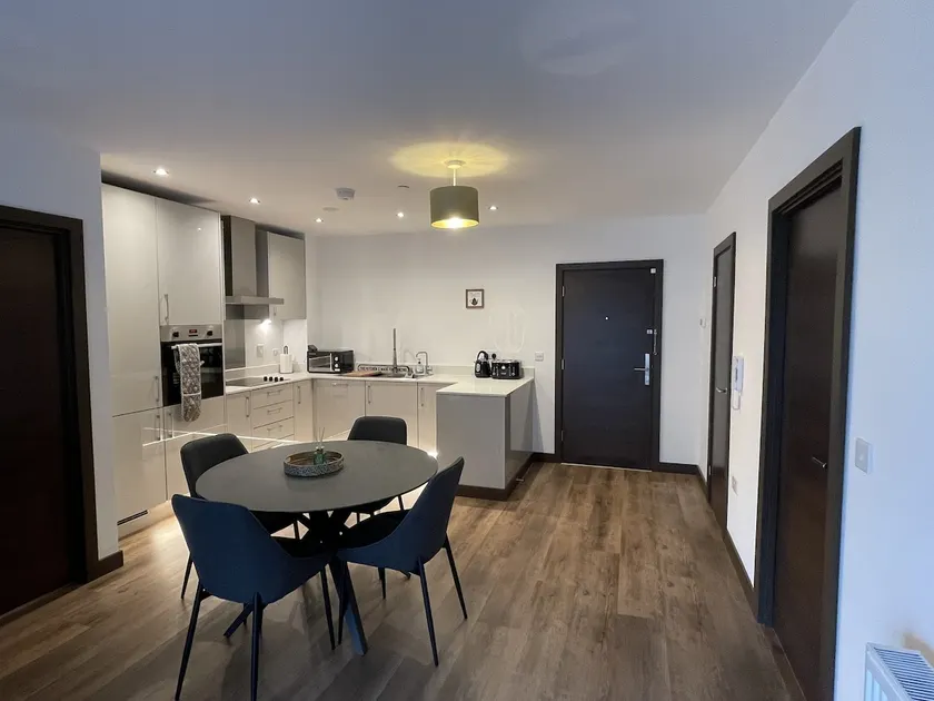 The Melodies, 2 beds Apartment with Free Parking - Image 1