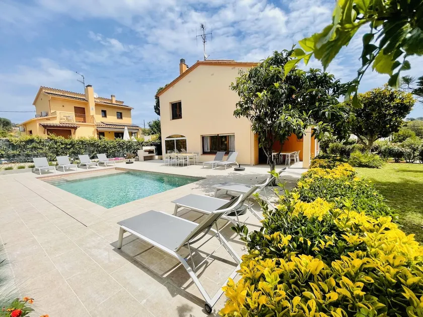 Casa Hermanos by Costabravaway - Image 1