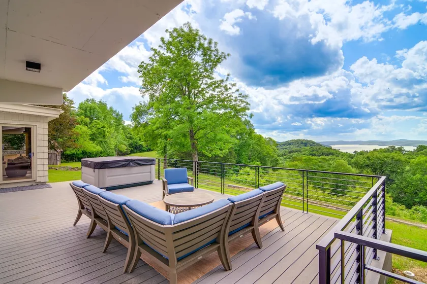 Byrdstown Home on 65 Acres w/ Pool, Trail to Lake! - Image 1