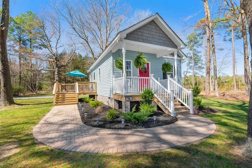 Deltaville 2BR Retreat, Walk to Museum, Boat Parki - Image 1
