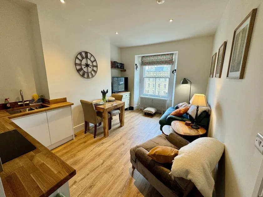 Residence Nineteen - The George By Together Travel - Image 1