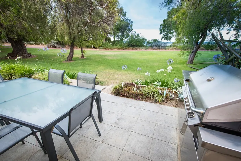 House 14 - Luxury Villa Dunsborough - Image 1