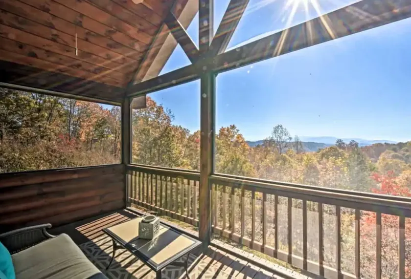 Mountain Retreat Hot Tub & Game Room Pets Friendly - Image 1