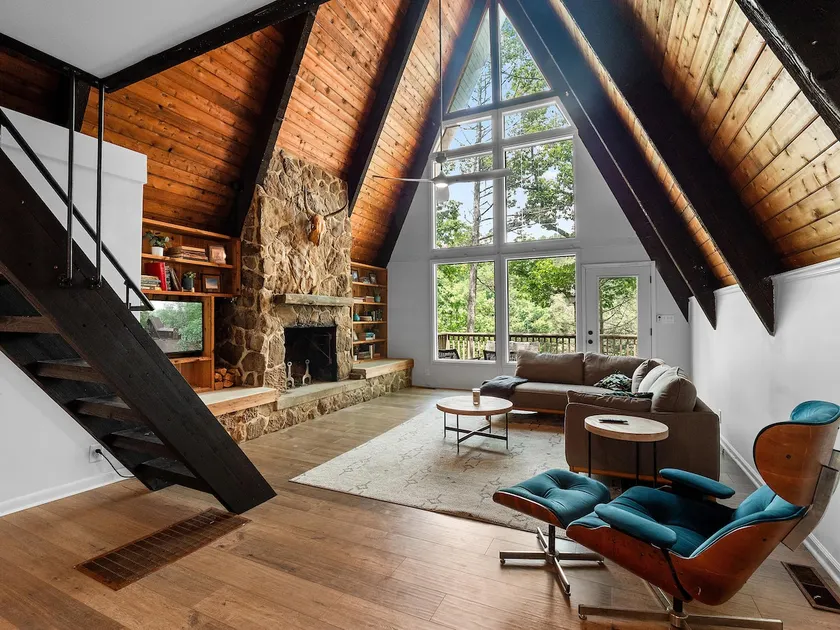 Echo Point - Pet-Friendly! Cozy cabin located near - Image 1