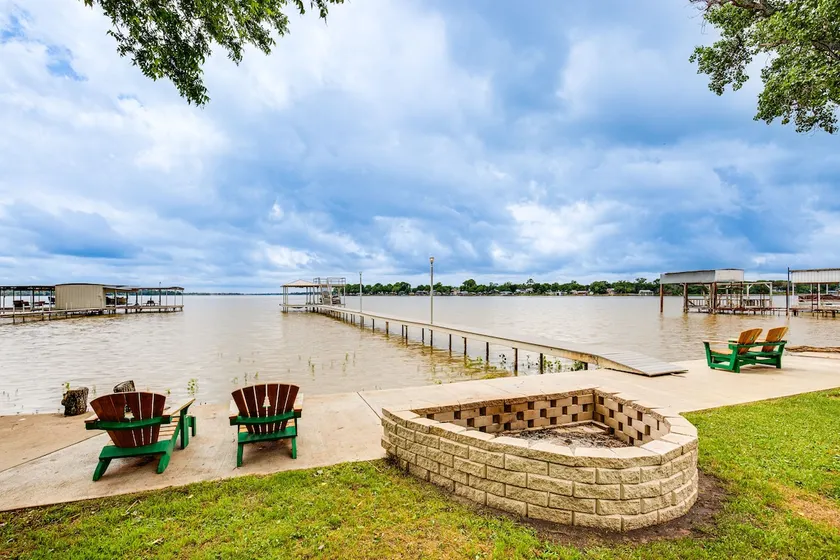 Private Dock & Deck: Eagle Mountain Lake Retreat! - Image 1
