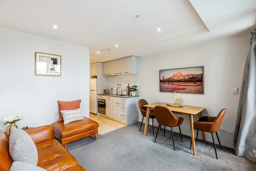 Stylish Modern Unit w Balcony and Pool Zodiak Stays - Image 1