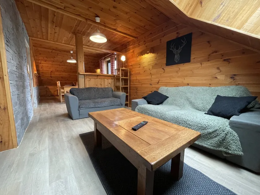 Le Prat-de-Bouc Apartment - Image 1