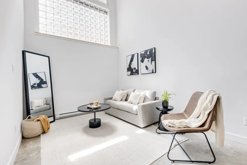 Le Mile End by M11 - Luxurious & Cozy 1BDR Unit - Image 1