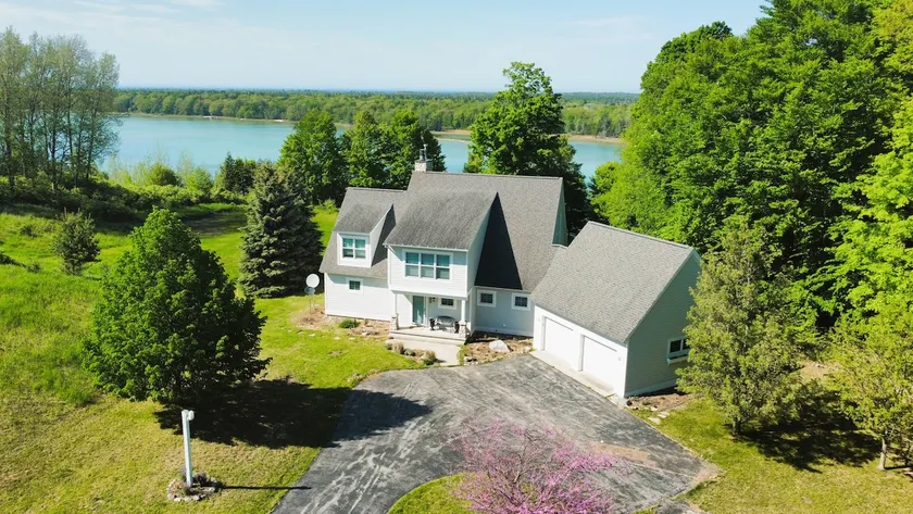 Sandhill House - Spectacular Lake Home with Toys! - Image 1