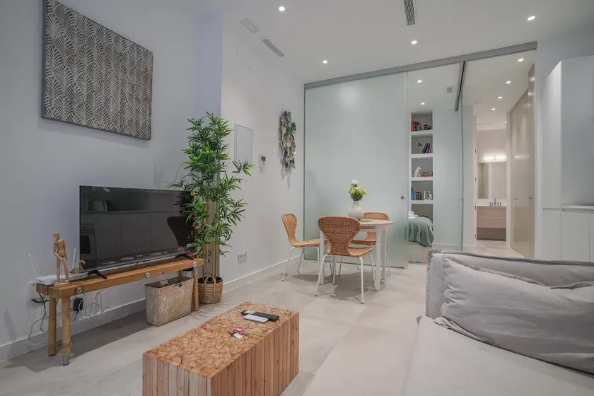 Cozy and modern-1Bedroom 1Bathroom-Chamberí - Image 1
