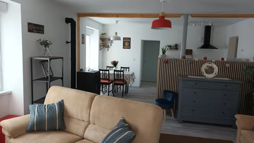 Family house, completely renovated - Image 1