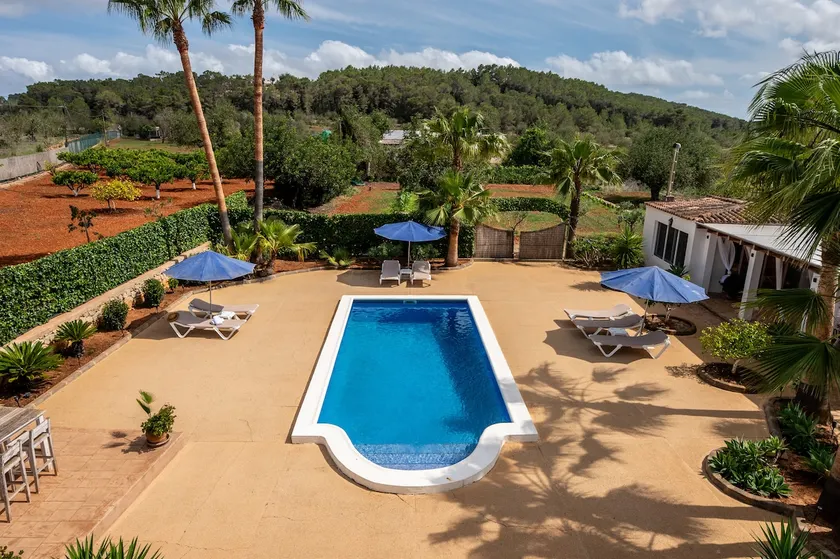 Casa di campagna 'Villa Can Andreuet De Baix' con vista sulle montagne, Wi-Fi e aria condizionata - Image 1