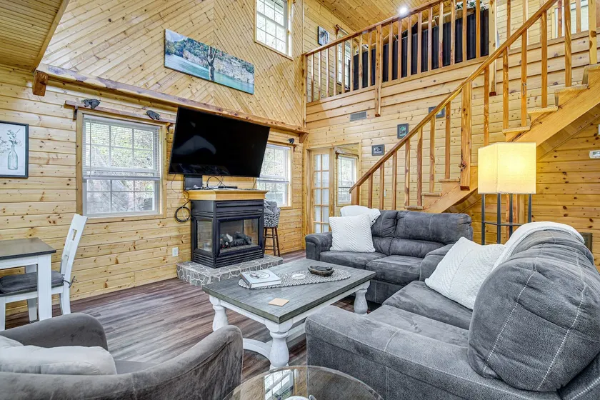 Tennessee Mountain Cabin ~ 18 Mi to Knoxville! - Image 1