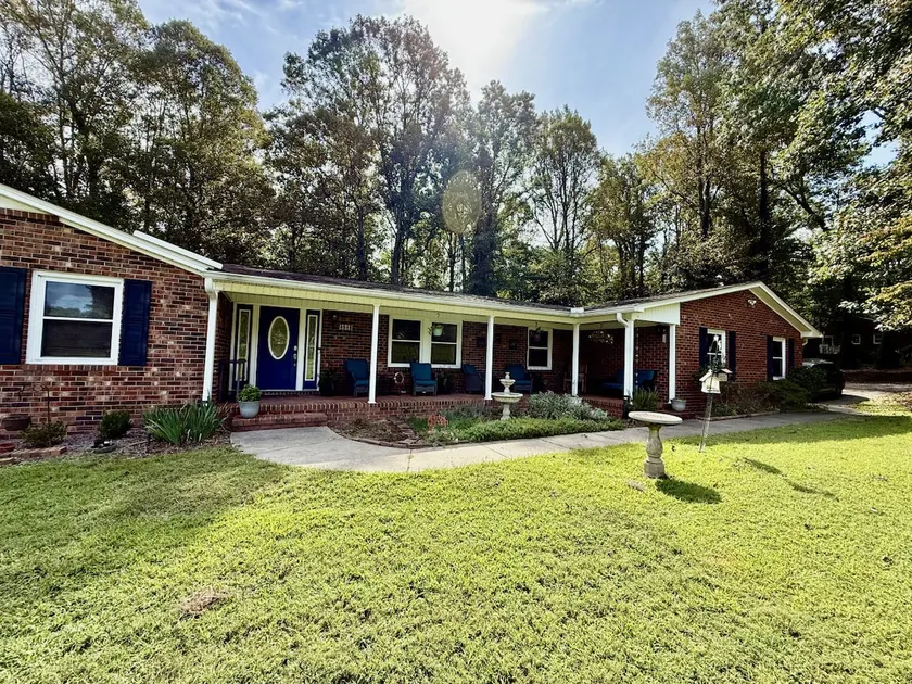 3 Bdrm in Oak Ridge. High Point, Greensboro, W.S - Image 1
