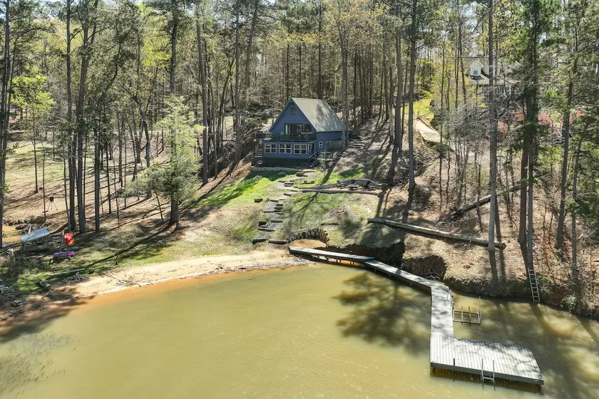Private Beach & Dock! Cozy Lake Sinclair Cabin - Image 1
