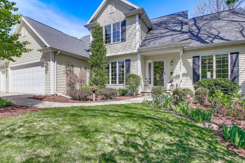 Menasha Home w/ Patio - Walking Distance to Lake! - Image 1
